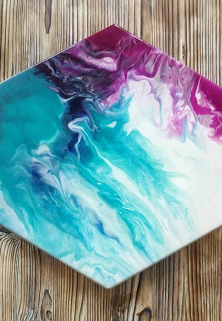 risovanie-v-texnike-texnike-resin-art